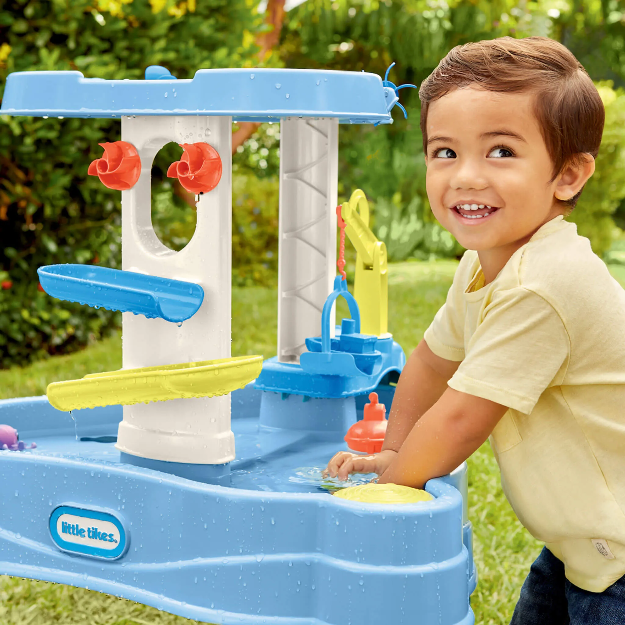 Adventure Falls Water Table™