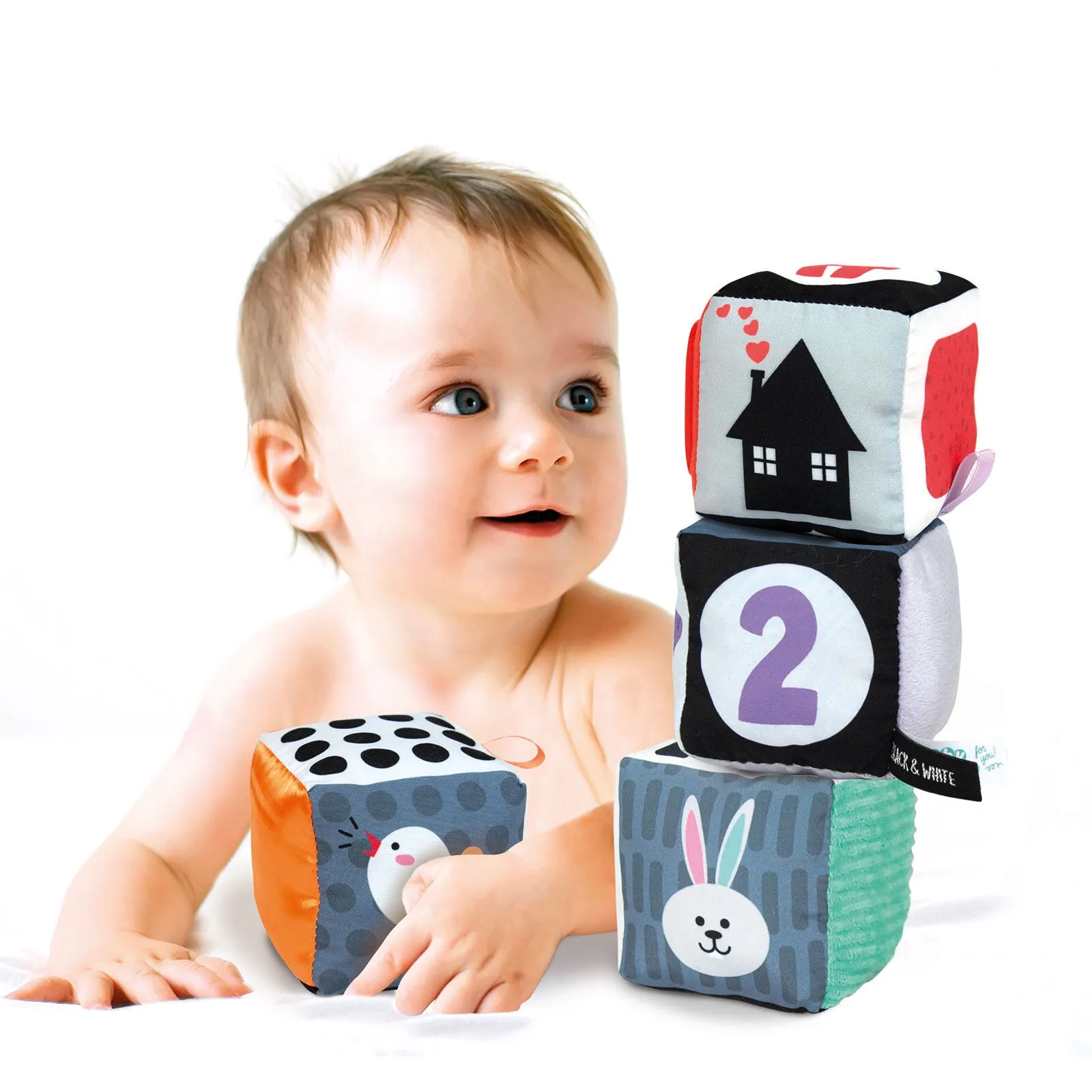 Baby Clementoni - Black & White Cubes