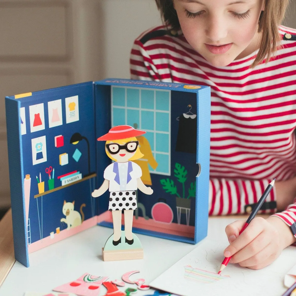 Fashion Designer Magnetic Dress Up