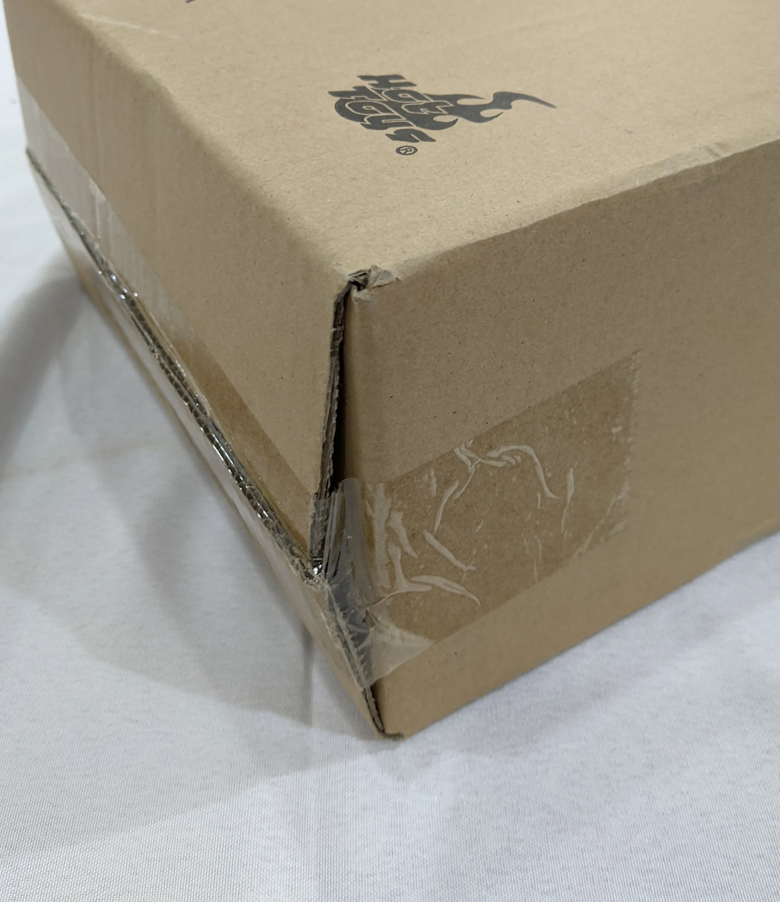 Hot Toys 1/6 The Avengers Captain America Sixth Scale Figure MMS174