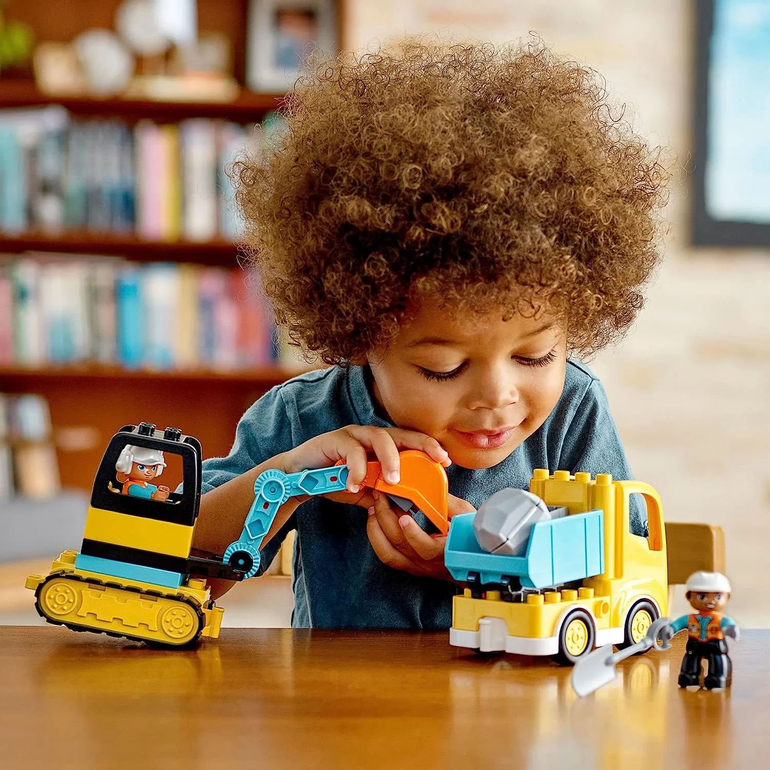 Lego 10931 - Duplo Truck & Tracked Excavator