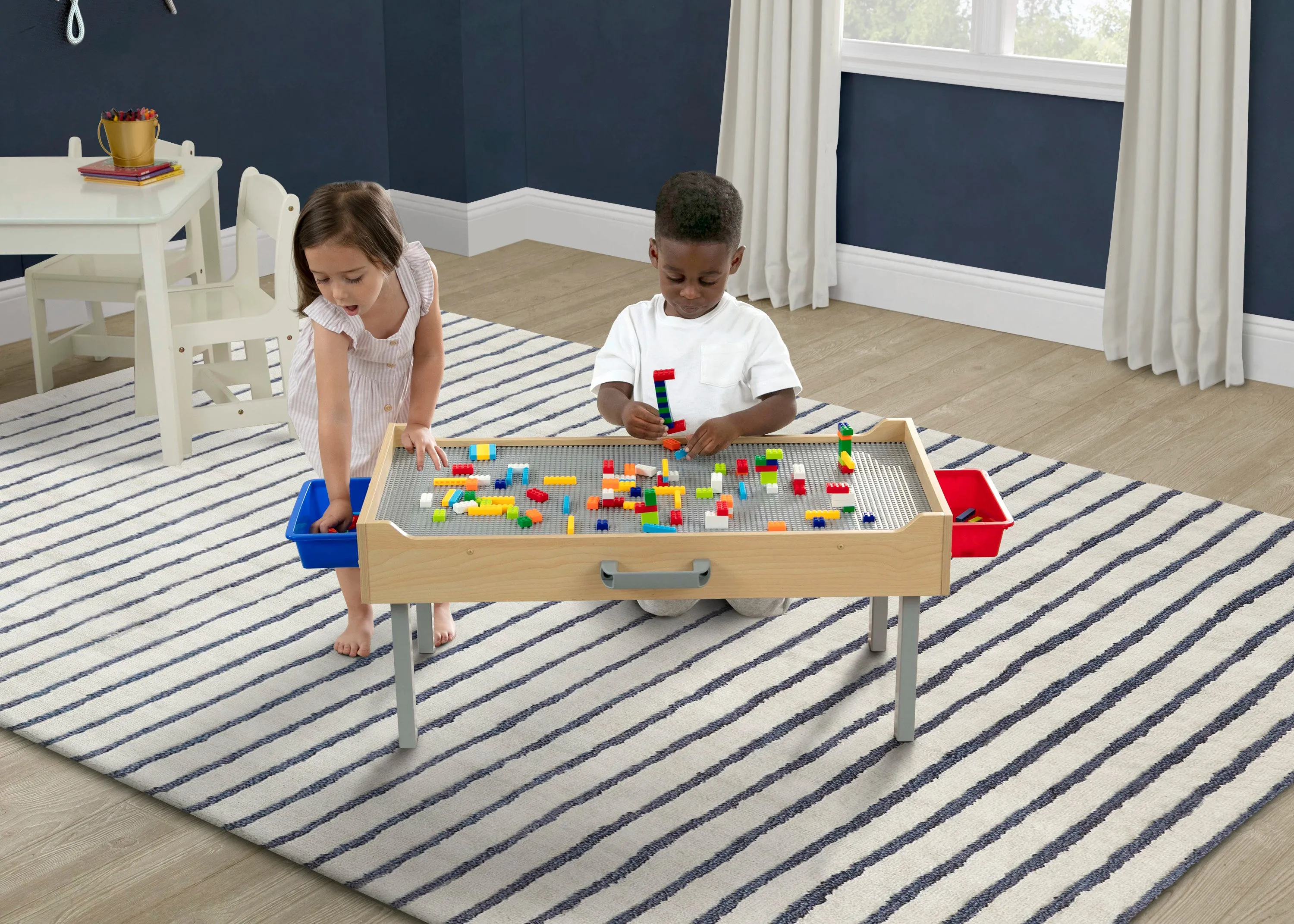 Play N Store Building Bricks Play Table with 100  Play Bricks Included