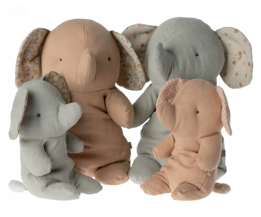 Safari Friends, Small Elephant - Rose