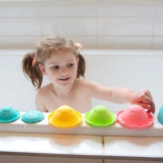 Stack and Pour Bath Egg